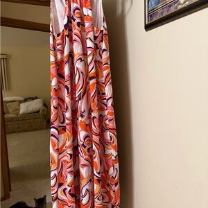 Express Vibrant Swirl Pattern Maxi Dress